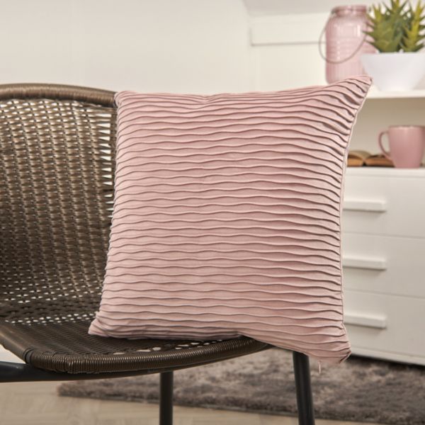 FORRO-COJIN-VELVET-43-43CMS-ONDAS-ROSADO-MED-BR