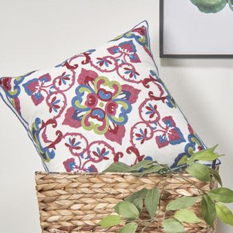 FORRO-COJIN-BORDADO-45-45-CM-YAMIR-VIOLETA