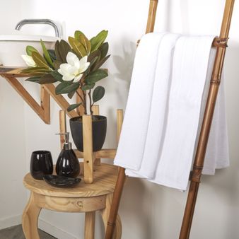 Toalla-de-baño-spa-algodon-550-gsm-crepe-blanco-90-x-150-cm