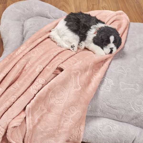 COBIJA-MASCOTAS-FLANNEL-EMBOZADA-110-140-HUESITOS-ROSA-PLAT