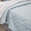 CUBRELECHO-REPUJADO-TEXTIL-EXTRA-DOBLE-VERDE-EUCALIPTO