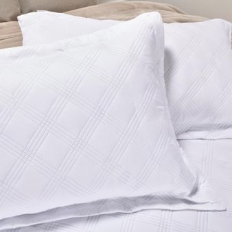 CUBRELECHO-REPUJADO-TEXTIL-EXTRA-DOBLE-BLANCO