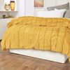 COBIJA-EXTRA-SUAVE-LINEAS-150-200-CM-AMARILLO-BR