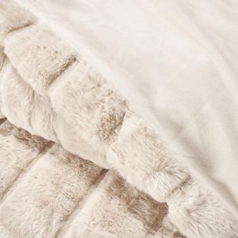 COBIJA-EXTRA-SUAVE-LINEAS-150-200-CM--MARFIL-BR