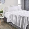 JUEGO-SABANA-ALGODON-600-HILOS-EXTRADOBLE-UNICOLOR-BLANCO-B