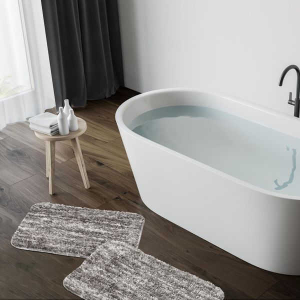 SET-2-TAPETES-BAÑO-JASPEADO-40-60CM-GRIS-MEDIO-BR