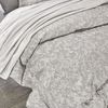 EDREDON-DECO-CHENILLE-EXTRADOBLE-GRIS-GRIS-NIEVE