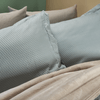 Combo-Plumon-corrugado-mas-fundon-de-almohada-mas-ajustable-verde