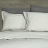 FORRO-PLUMON-300-HILOS-TIPO-HOTEL-EXTRADOBLE-GRIS-NIEVE