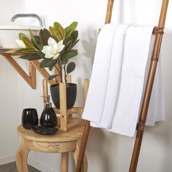 TOALLA-ALGODON-550GSM-SPA-90X150-CREPE-BLANCO