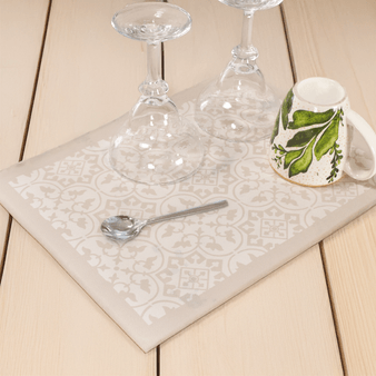 Tapete-escurridor-de-platos-arabescos-taupe-30x40-cm