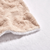 MANTA-FURSHERPA-380GSM-CADENA-125X150-PERLA-7702997459849_2
