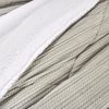 EDREDON-FLANNEL-JACQ-OVE-EXTRADOBLE-GRIS-NIEVE-4