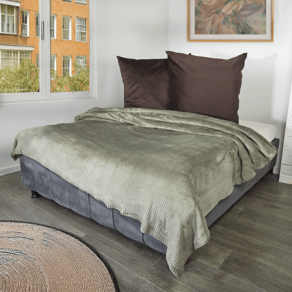 COBIJA-FLANNEL-JACQUARD-170X230-LINEAS-VERDE-SAGE