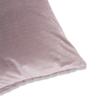 COJIN-VELVET-60X60-TRENZA-ARCE-ROSA